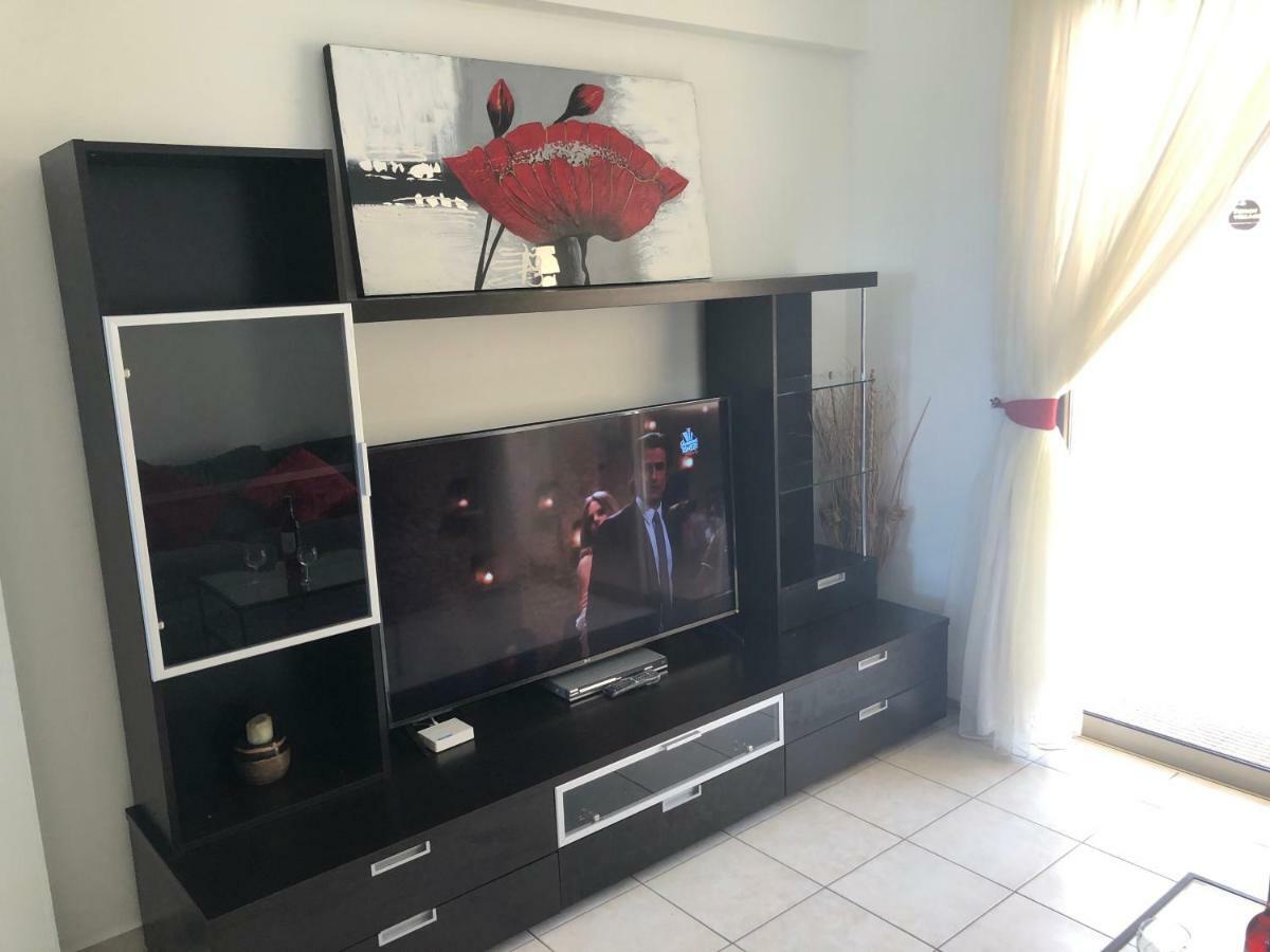 Royal Seacrest Apartment Пафос Екстер'єр фото